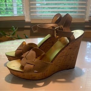 MICHAEL KORS tan beige suede leather cork platform wedge heel strappy sandals 9
